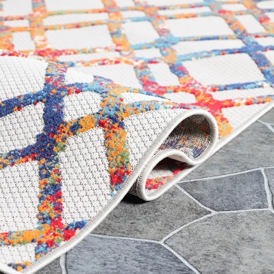 Modern Diamond Lattice Indoor Outdoor Area Rug By Blue Nile Mills - Image 5