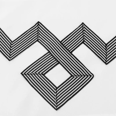 Solid Modern 200-Thread Count Ultra-Soft Breathable Cotton Embroidered Traditional Duvet Cover Set With Matching Pillowshams By Blue Nile Mills - Image 2